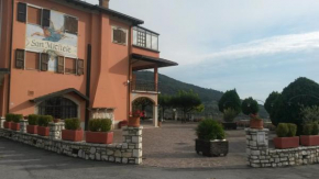 Отель Ristorante Albergo San Michele  Оме